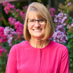 Leslie Small